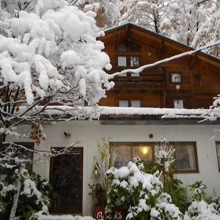 Pension Kazamidori Hakuba Buitenkant foto